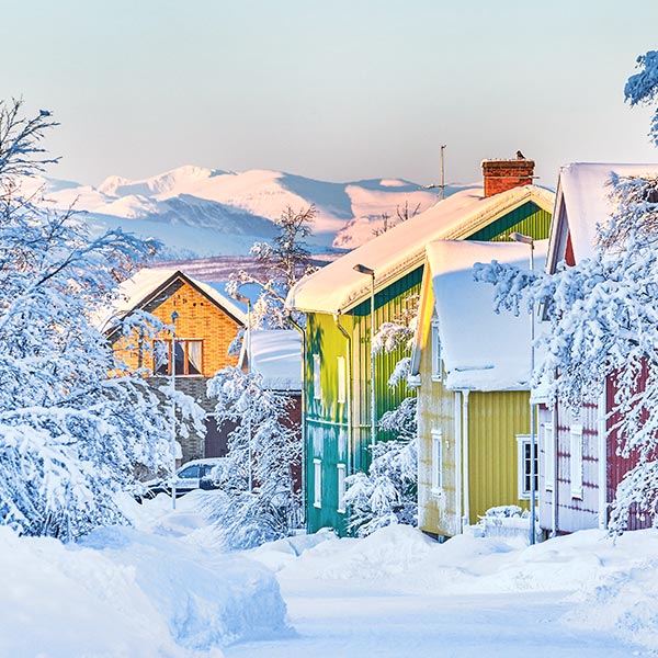 View over houses in Kiruna, fly to Kiruna with Norwegian